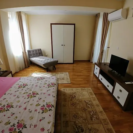 公寓 Sofia Mamaia Nord 那沃达利